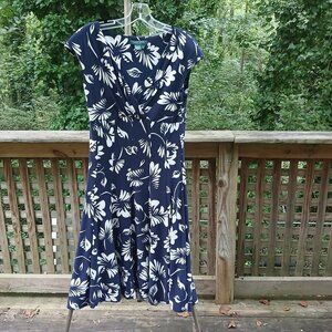 Navy Surplice Neckline White Tropical Floral Design Figure Flattering Dress Sz8